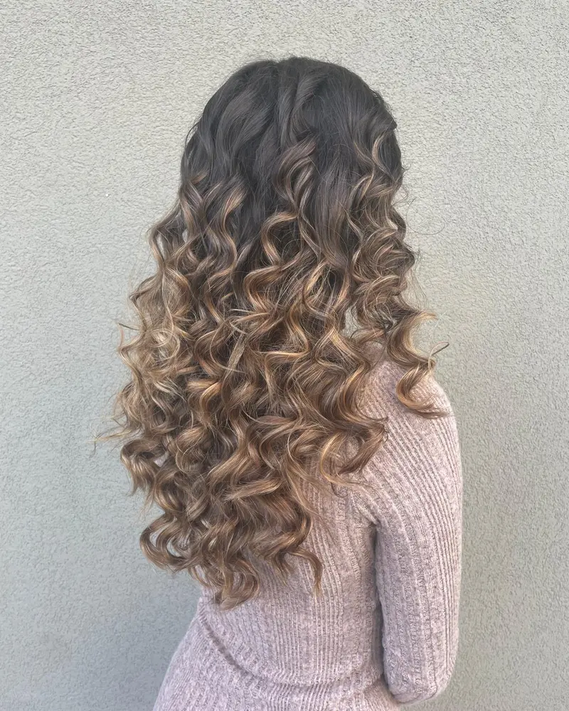 Coiffure femme, réalisation 9 du salon L&L Coiffure à Monthey